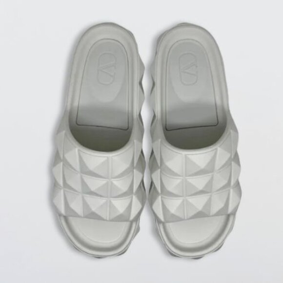 Valentino Garavani Roman Stud Turtle Slide Sandals Rubber White Men's EU 41 NIB - Picture 2 of 16